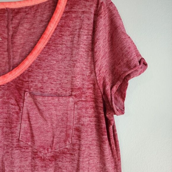Maurices 24/7 V-Neck Pocket Tee - Picture 3 of 9